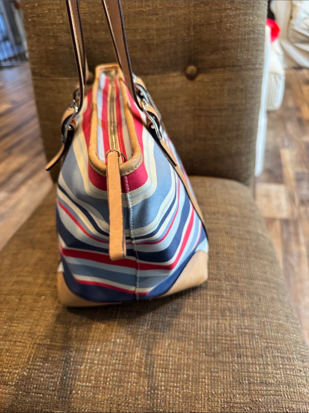 Coach vintage Hampton multicolor canvas tote bag & wristlet wallet with hangtag - Picture 5 of 12